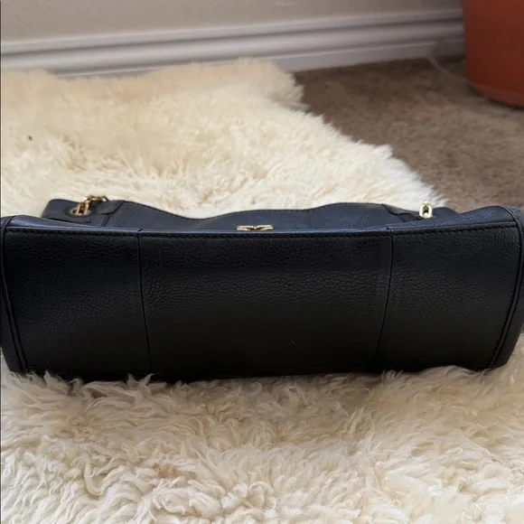 Tory Burch Britten Small Black Leather Bag - Picture 9 of 10